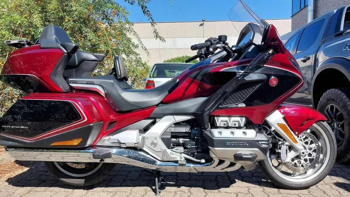 Honda GL 1800 Gold Wing Tour DTC (2018 - 20)