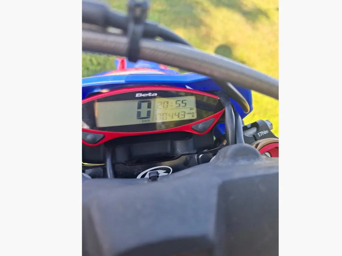 Betamotor RR 250 2T Enduro Race (2025) (4)