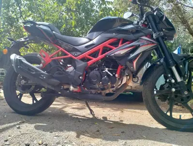 Benelli BN 125 (2021 - 25) usata