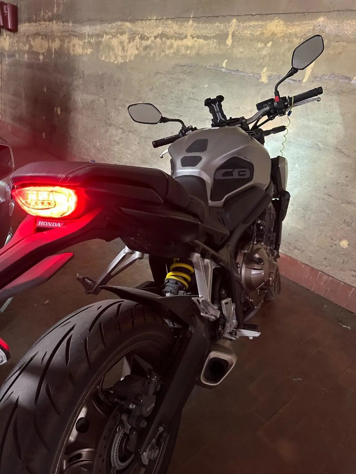 Honda CB 650 R (2019 - 20) (3)