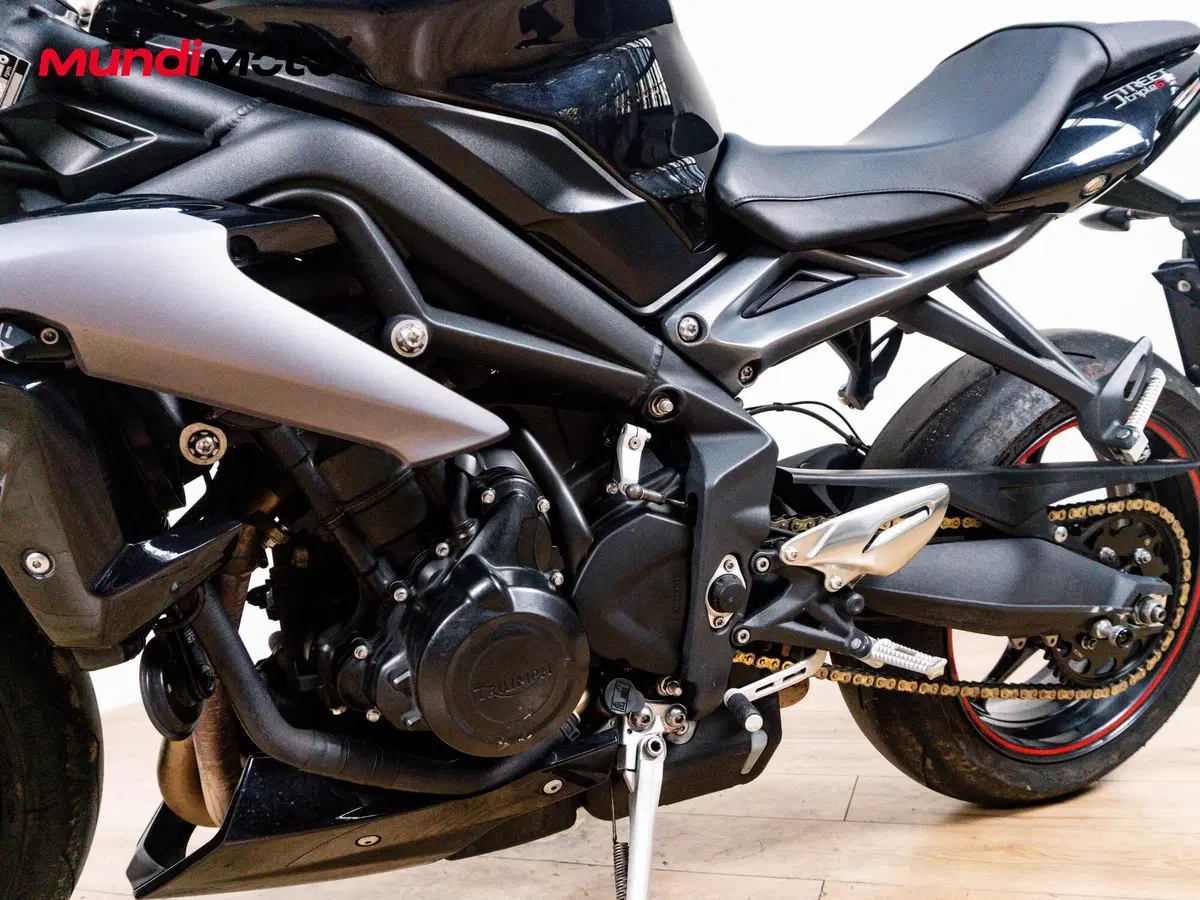 Triumph Street Triple ABS (2013 - 17) (8)