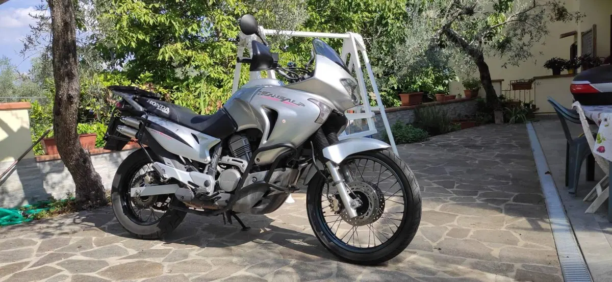 Honda Transalp XL 650V (2005 - 06) (2)