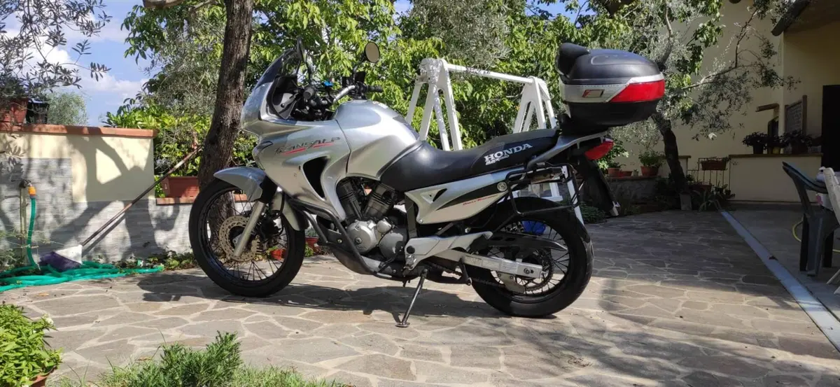 Honda Transalp XL 650V (2005 - 06) (4)