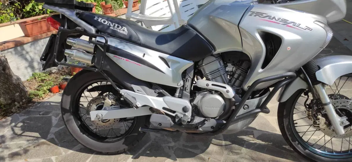 Honda Transalp XL 650V (2005 - 06) (8)