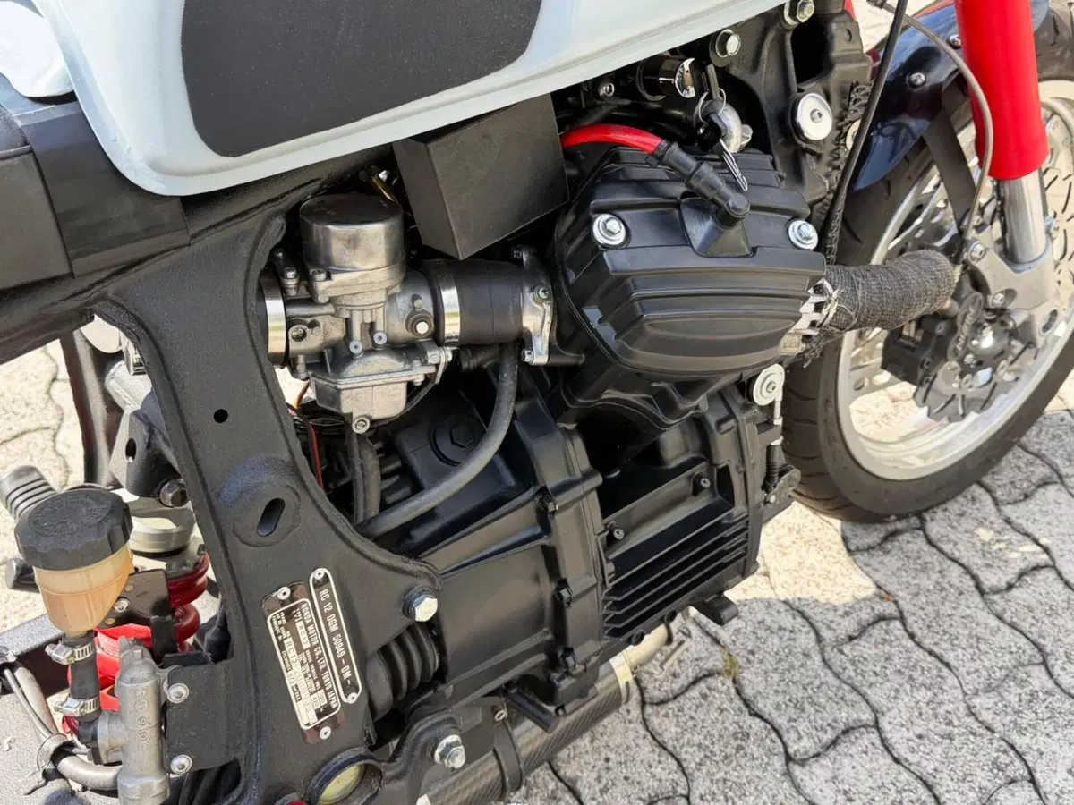 Honda CX 650 E HM - Café Racer - Iscritta FMI (9)