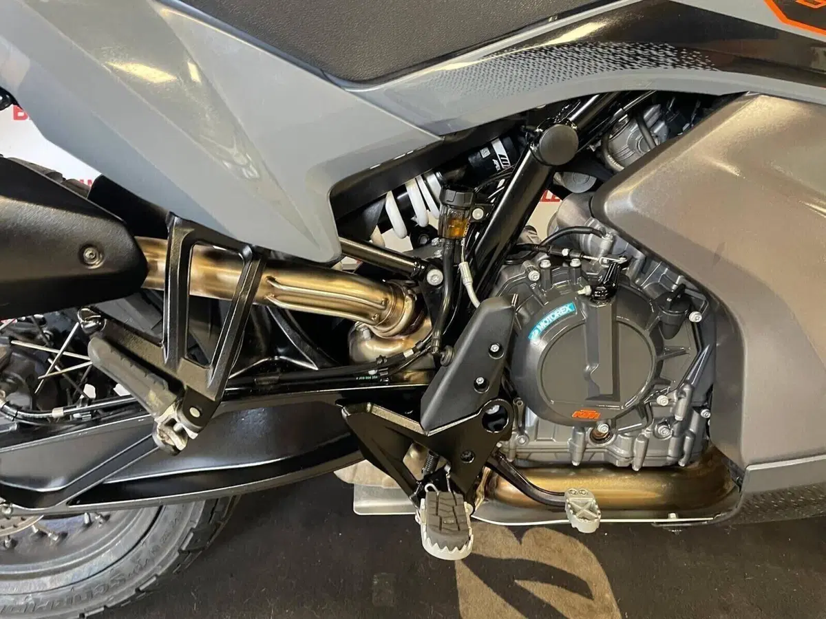 KTM 890 Adventure (2021 - 22) (6)