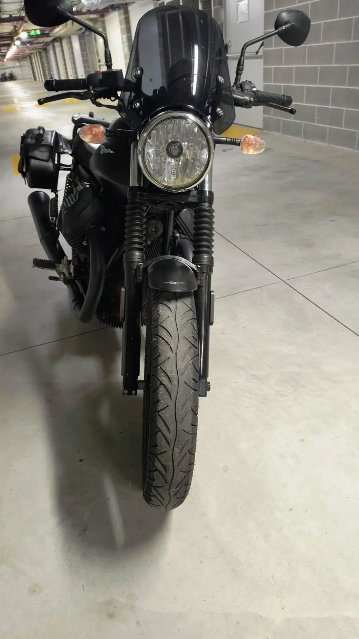 Moto Guzzi V7 III Stone (2017 - 20)