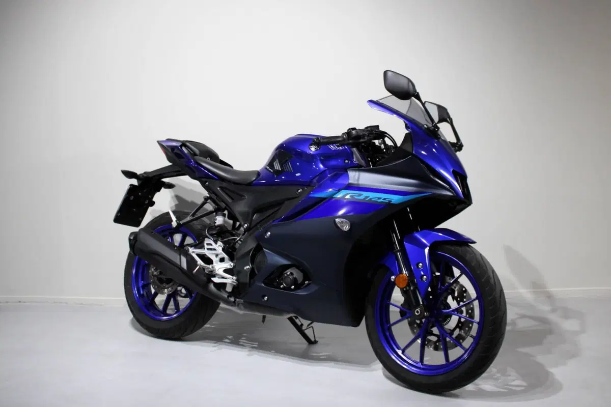 Yamaha YZF R125 (2023 - 26) (2)