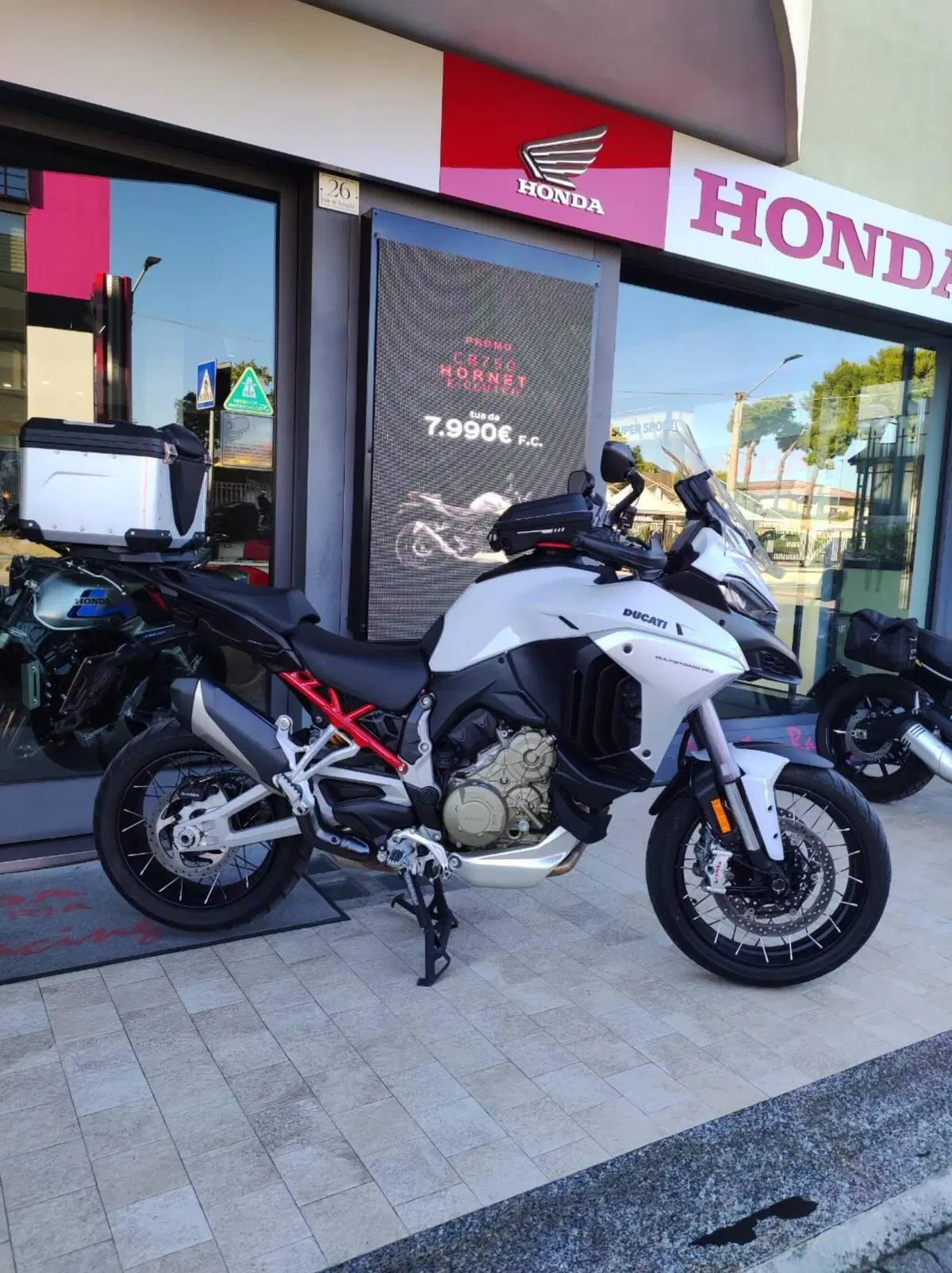 Ducati Multistrada V4 S (2021 - 24) (11)