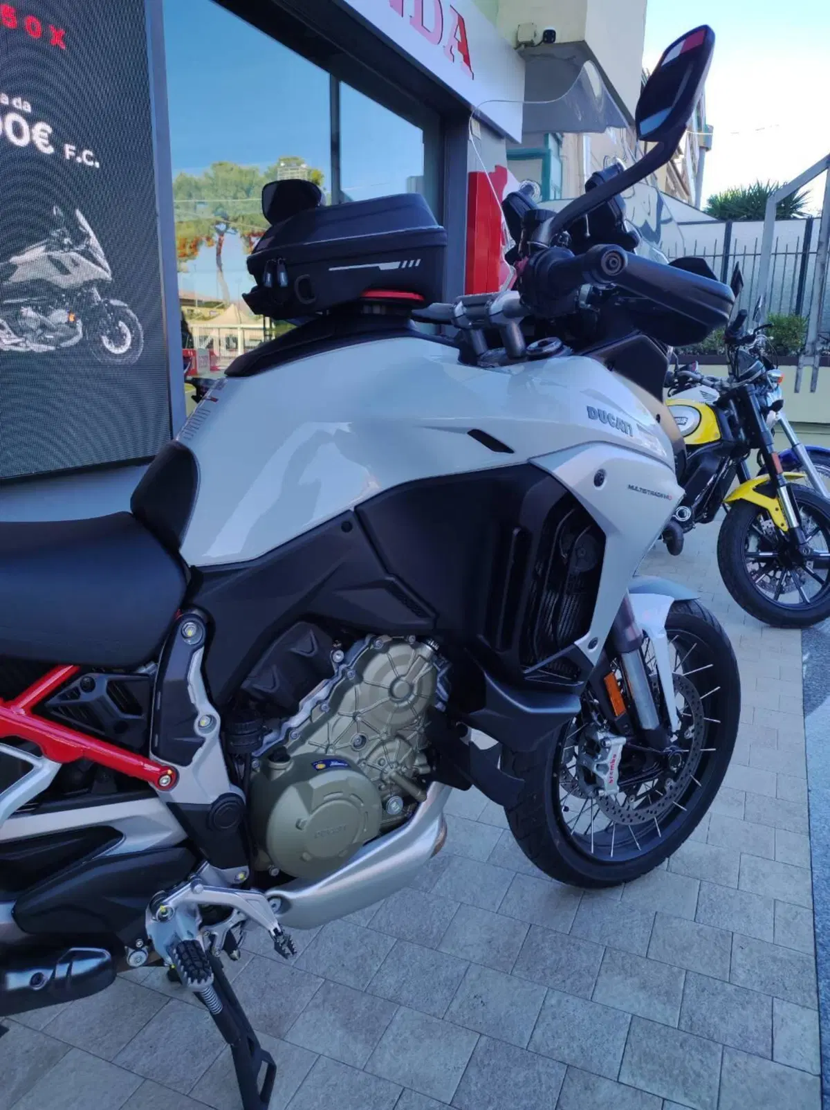 Ducati Multistrada V4 S (2021 - 24) (12)