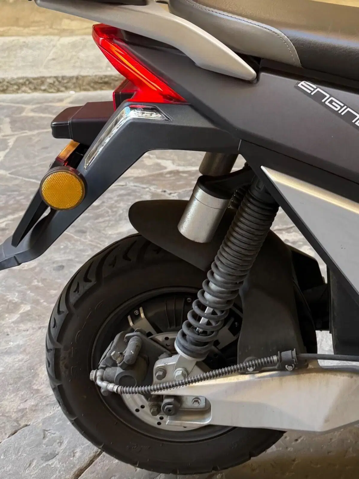 Lifan E3+ (2021 - 26) (9)