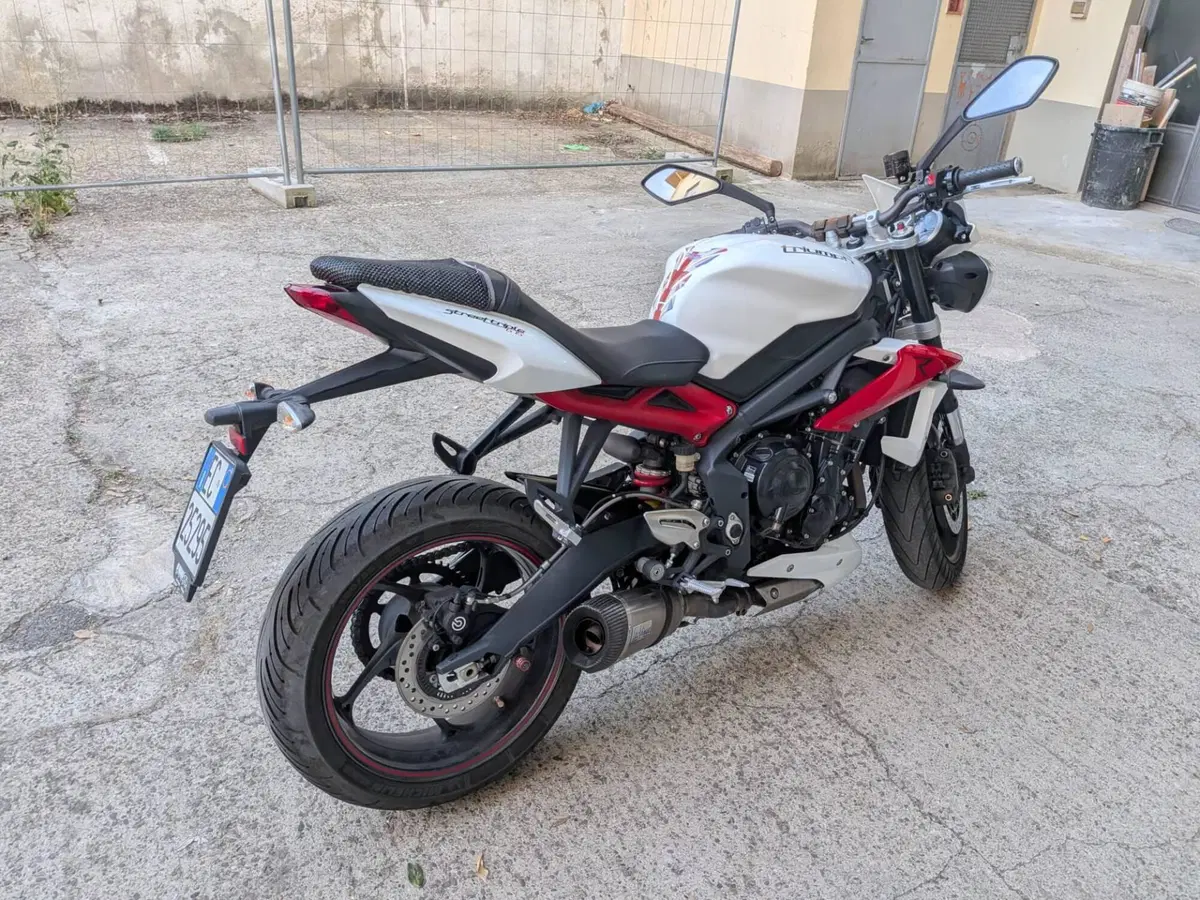 Triumph Street Triple R (2013 - 14) (6)