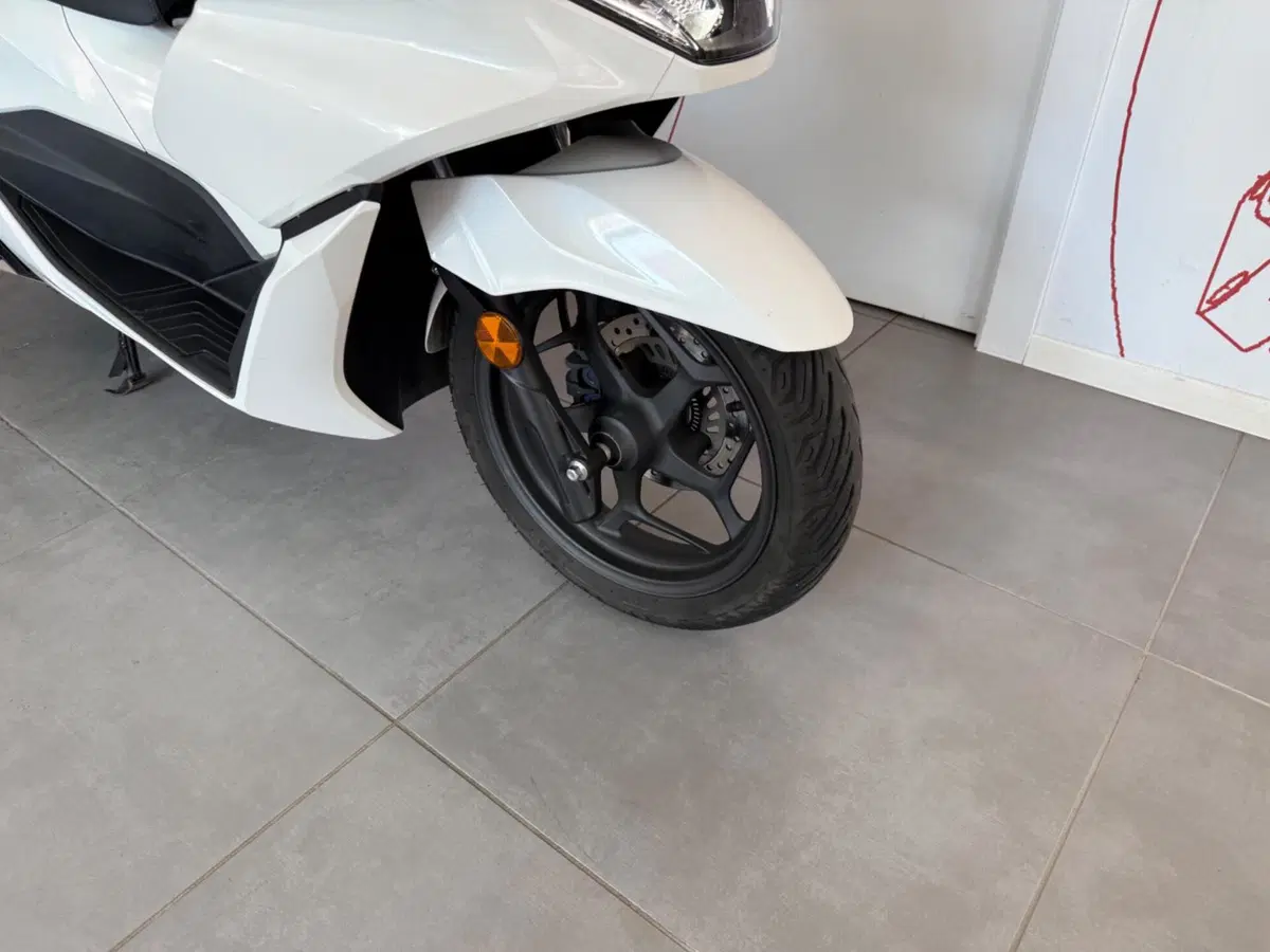 Honda PCX 125 (2021 - 24) (9)