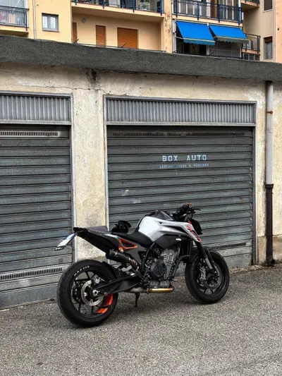 KTM 790 Duke L (2023 - 24) usata