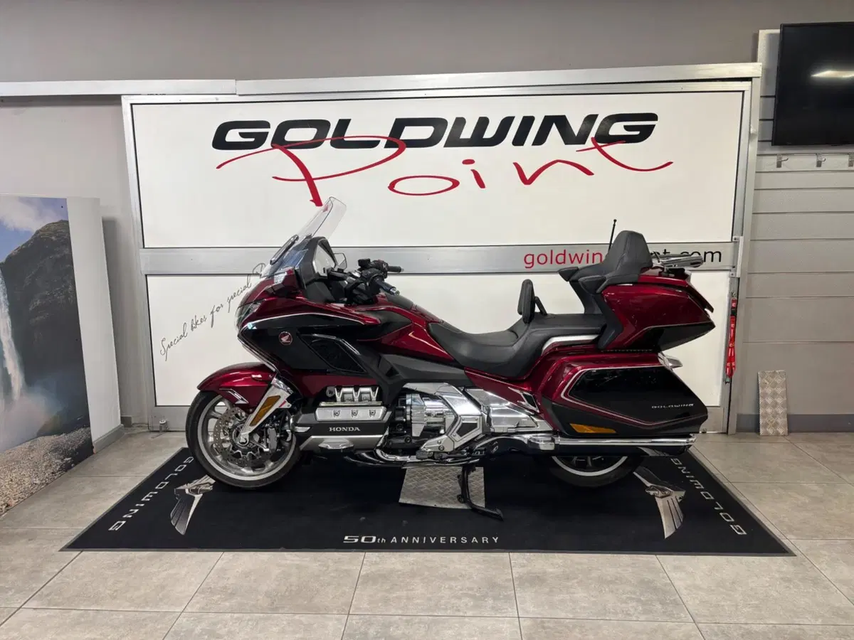 Honda GL 1800 Gold Wing Tour DTC (2018 - 20) (2)