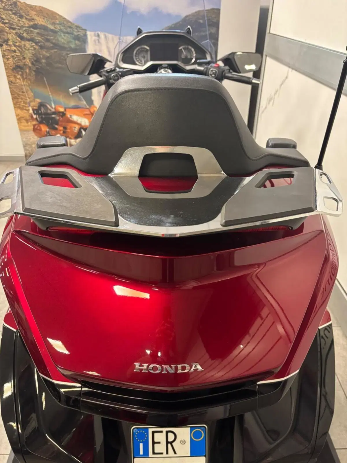 Honda GL 1800 Gold Wing Tour DTC (2018 - 20) (9)