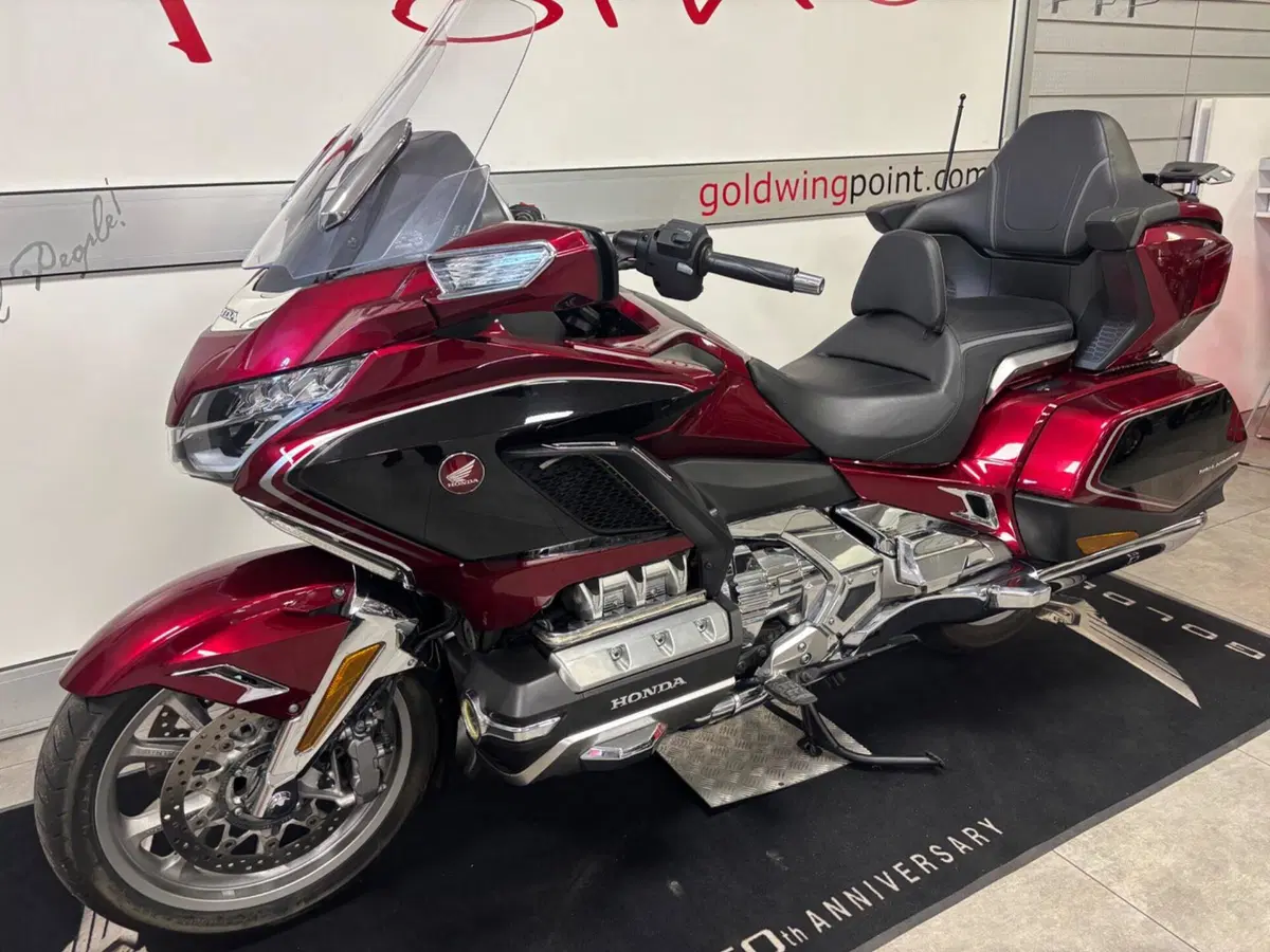 Honda GL 1800 Gold Wing Tour DTC (2018 - 20) (11)