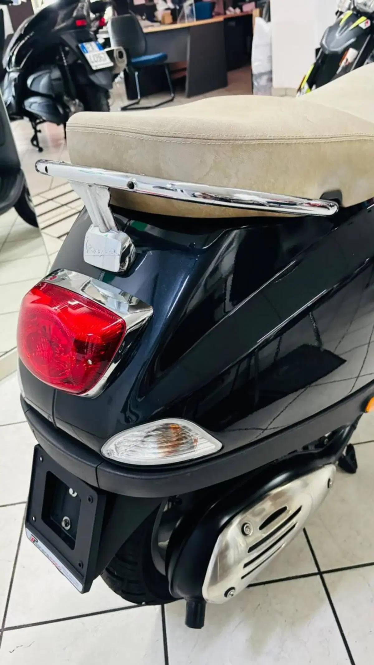Vespa LX 50 (2005 - 08) (3)