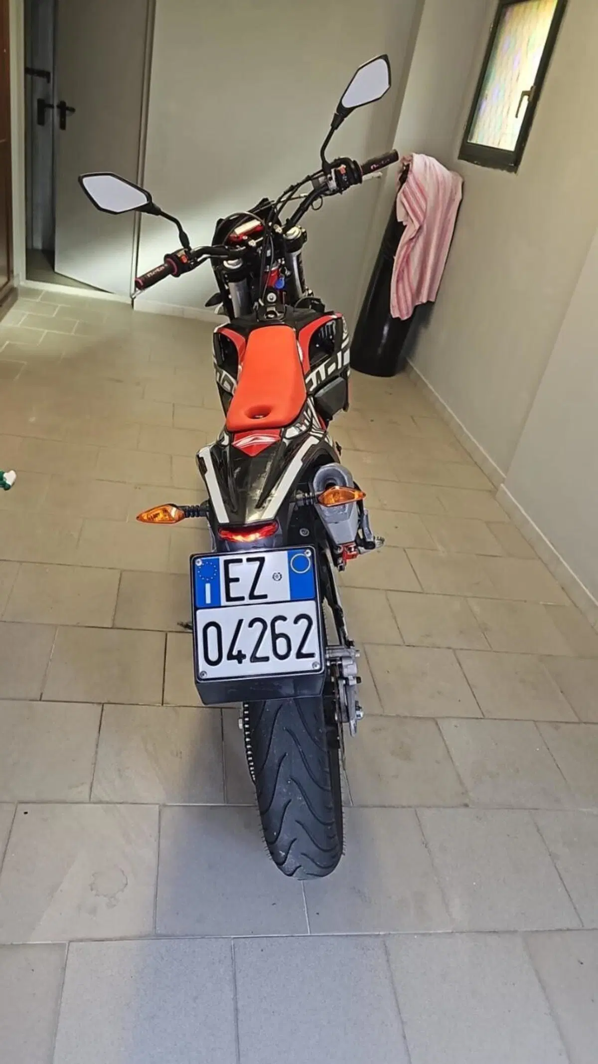 Betamotor RR 125 4T Motard LC (2021 - 23) (2)