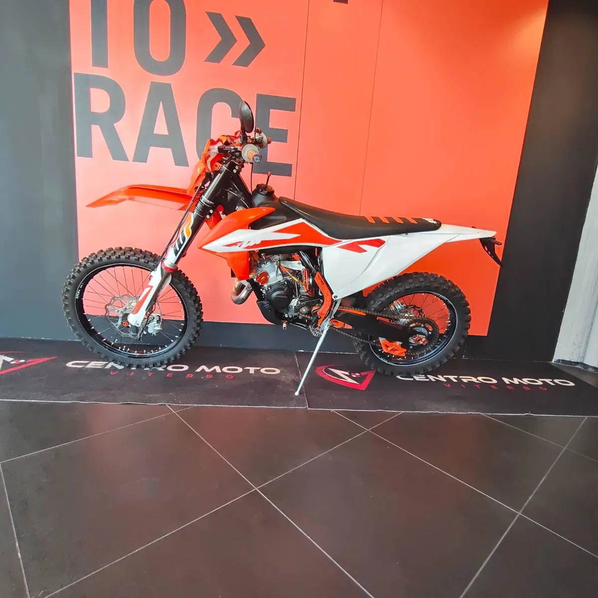KTM 125 SX (2021) (7)