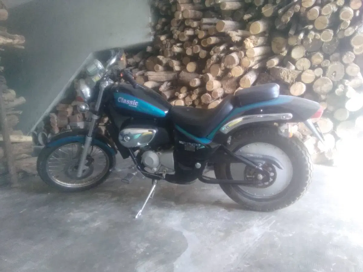 Aprilia Red Rose Classic 50