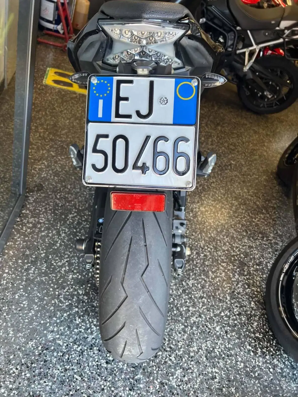 Kawasaki Z 650 (2017 - 19) (12)