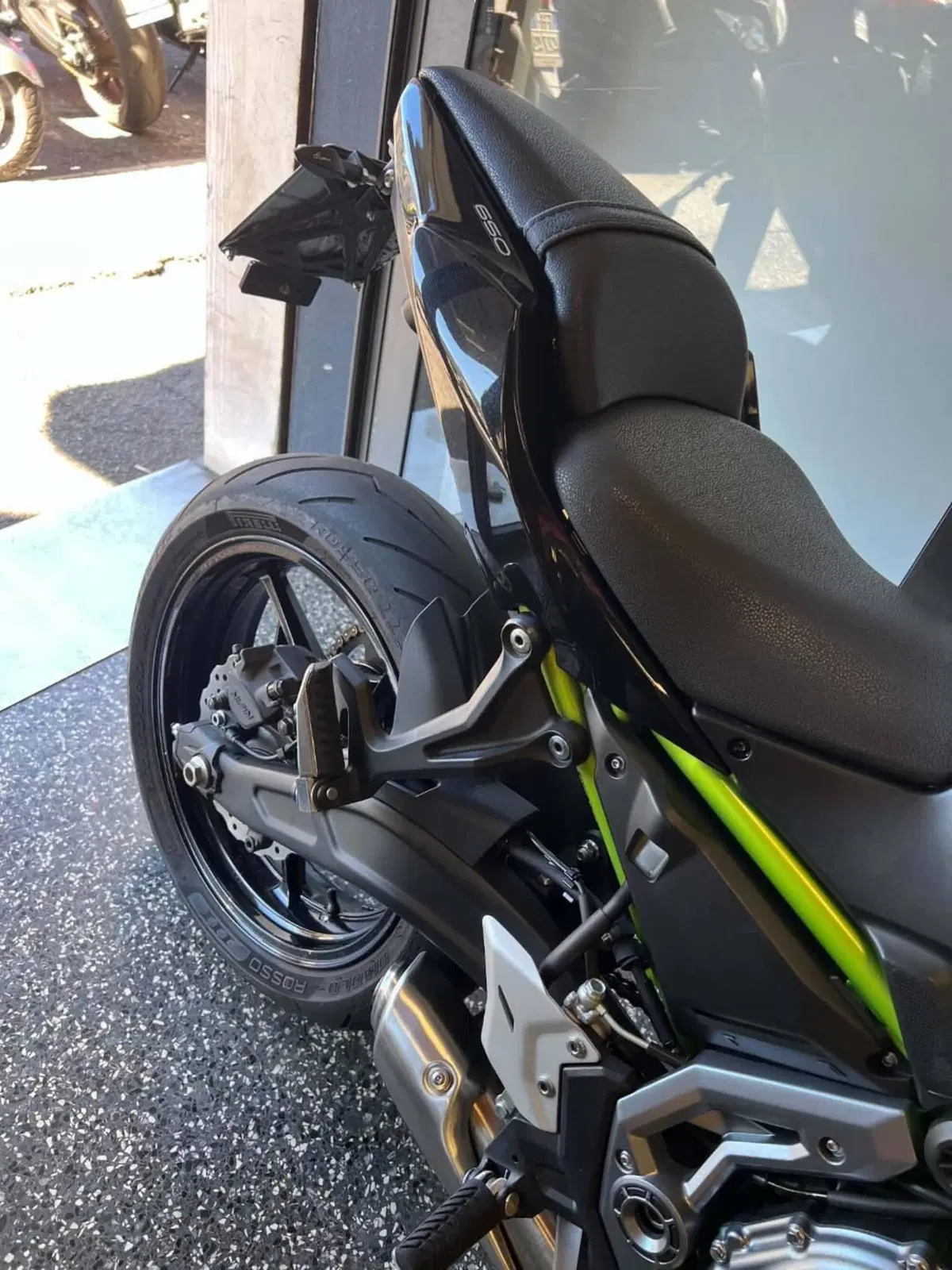 Kawasaki Z 650 (2017 - 19) (8)