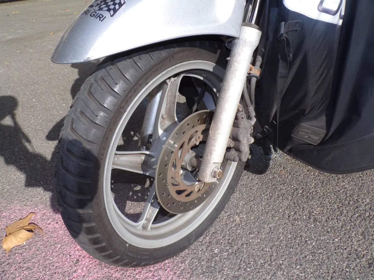 Honda SH 125 i (2009 - 12) (2)