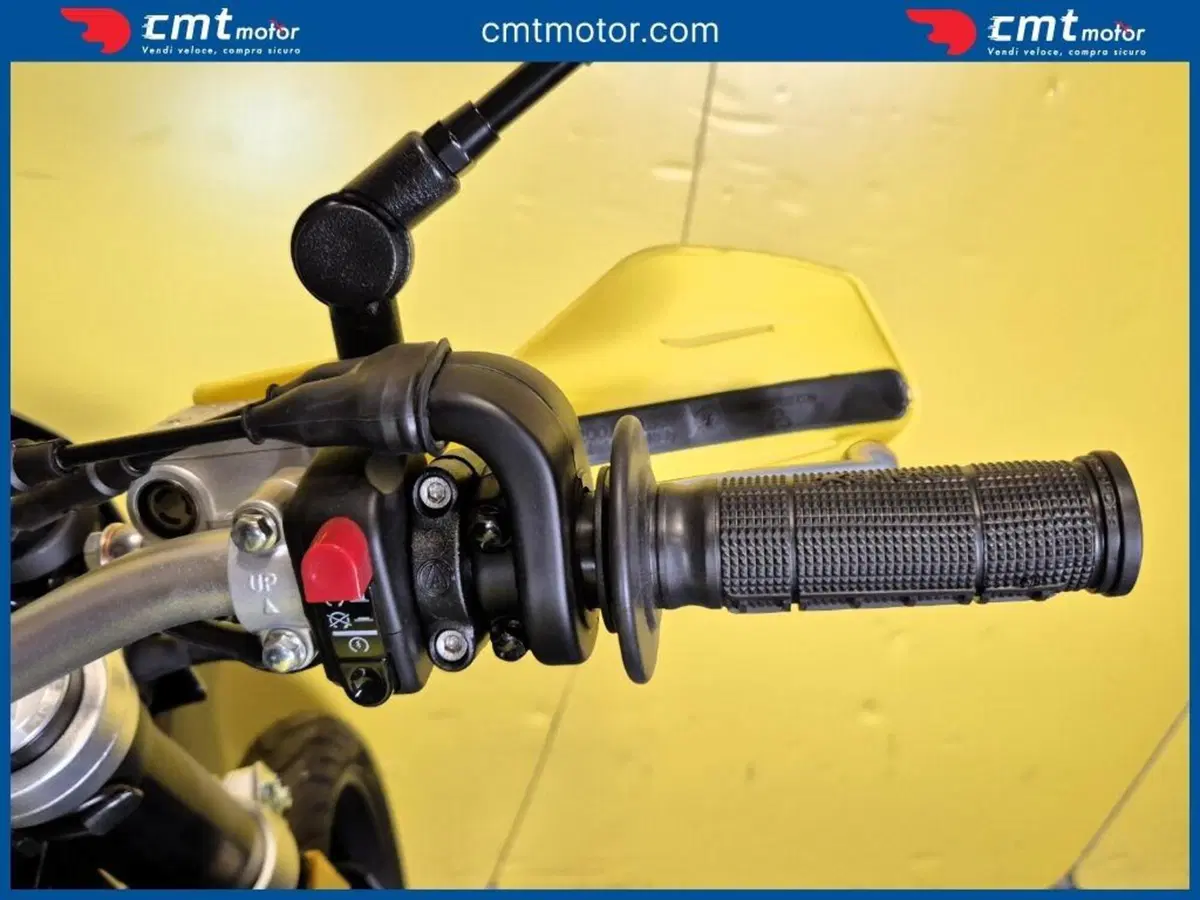 Swm SM 125 R (2025 - 26) (14)