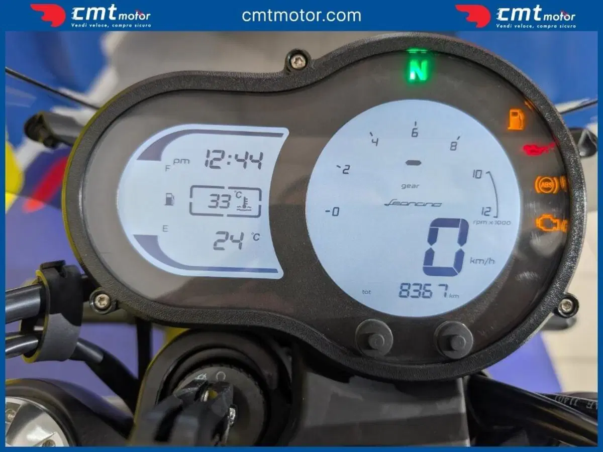 Benelli Leoncino 500 (2021 - 25) (5)