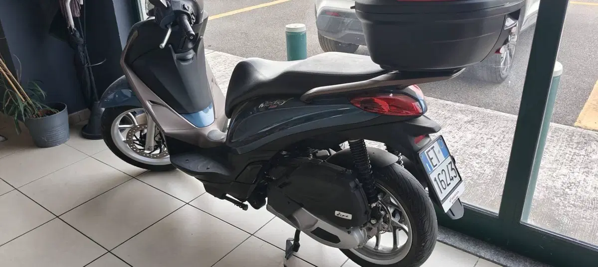 Piaggio Medley 125 ABS (2016 - 19) (4)