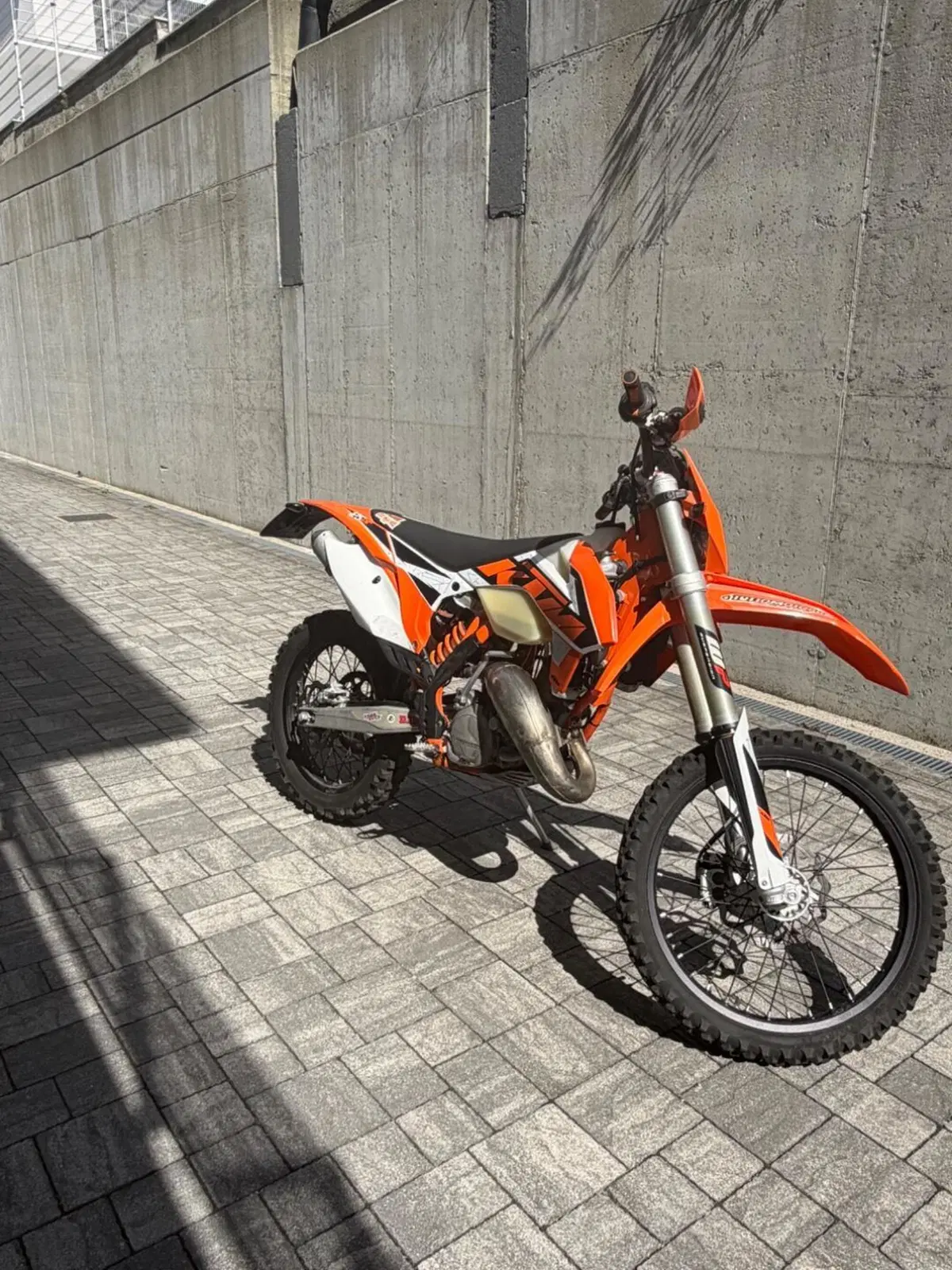 KTM 125 EXC (2016) (4)