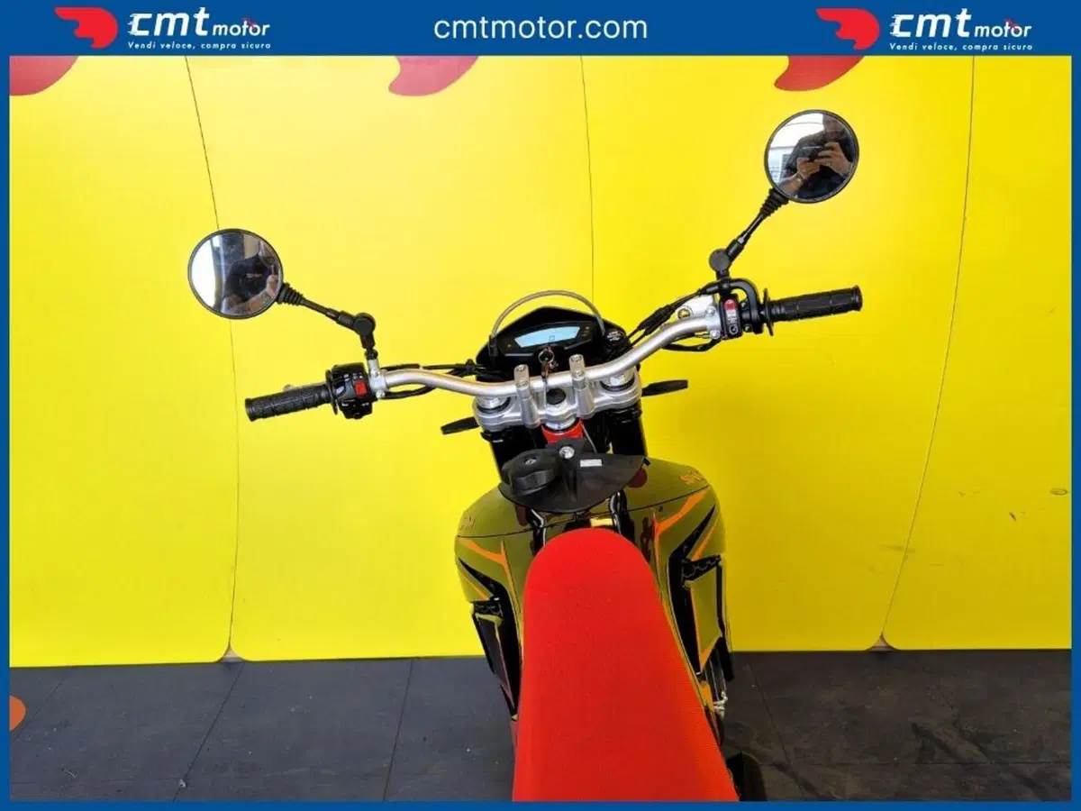 Swm SM 125 R (2025 - 26) (11)