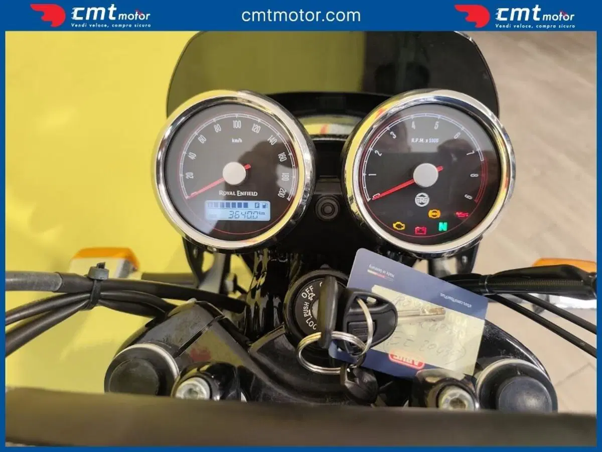 Royal Enfield Interceptor 650 (2021 - 26) (5)
