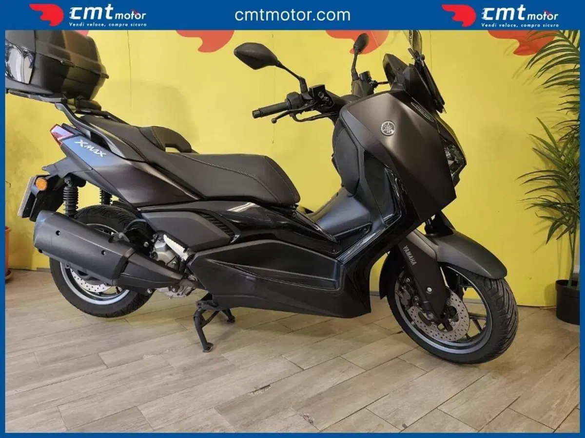 Yamaha X-Max 300 Tech Max (2021 - 24) (6)