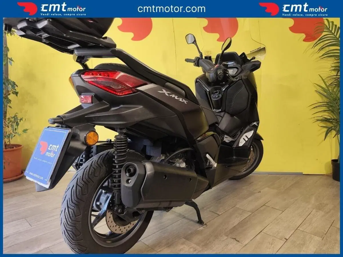 Yamaha X-Max 300 Tech Max (2021 - 24) (8)