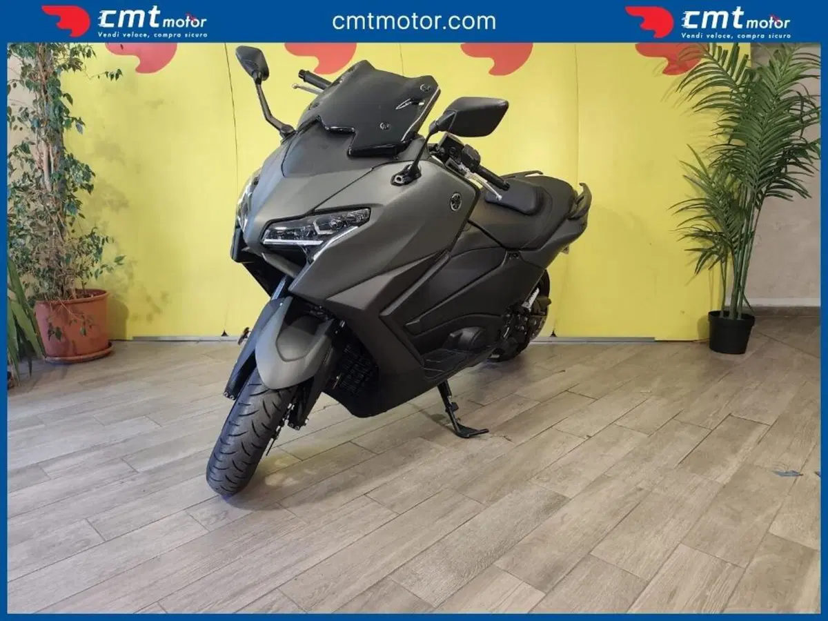 Yamaha T-Max 560 (2025 - 26) (2)