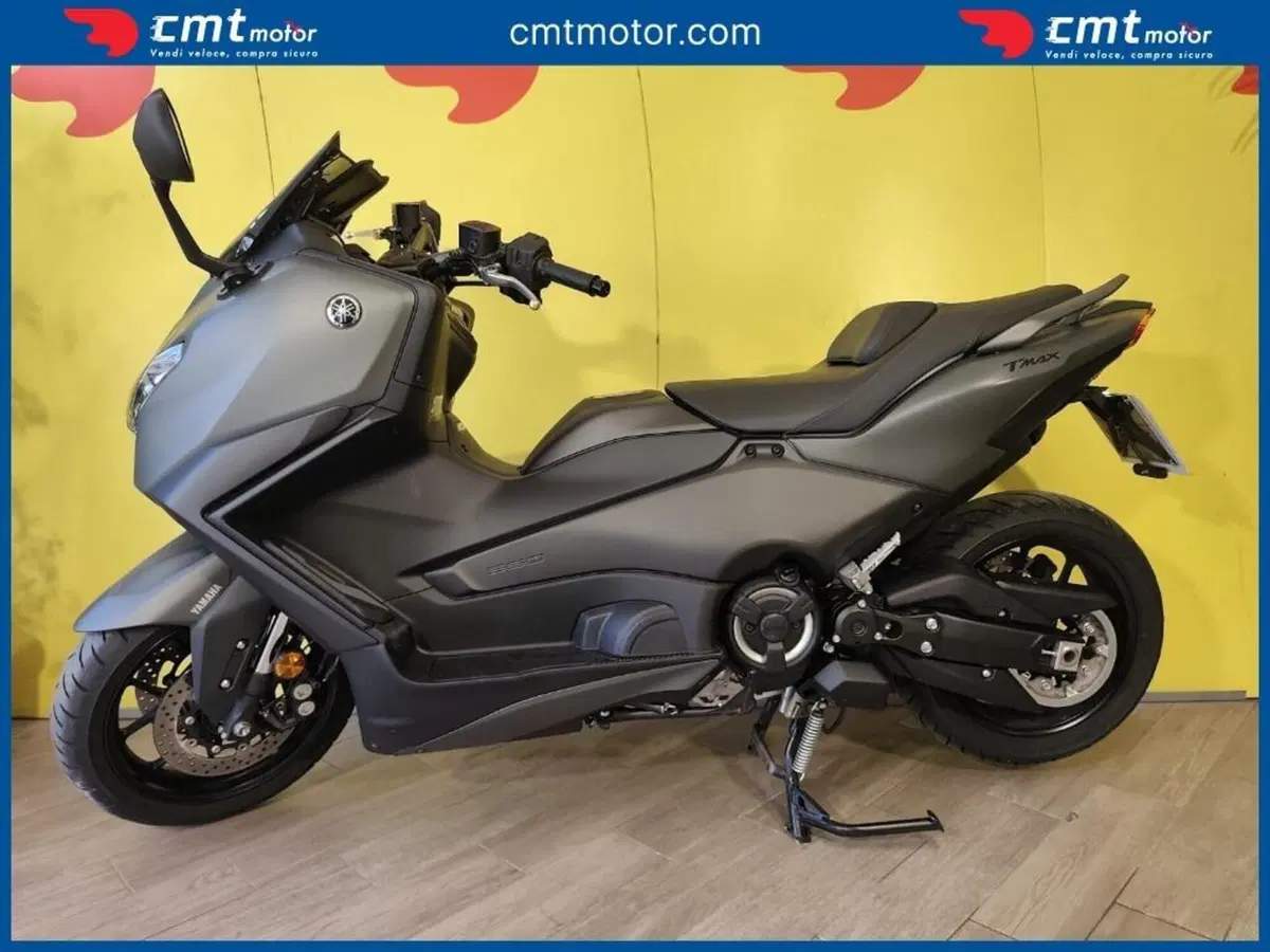 Yamaha T-Max 560 (2025 - 26) (3)
