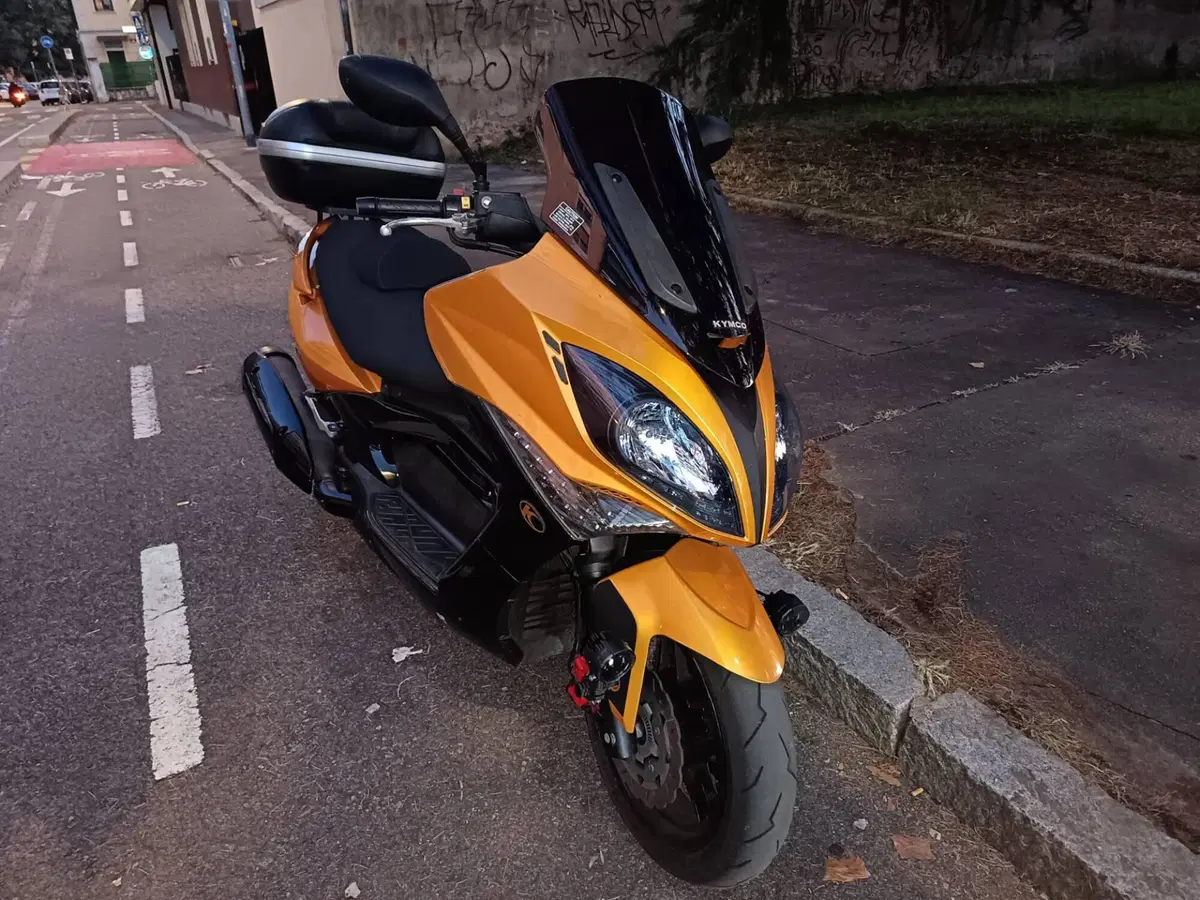 Kymco Xciting 500i R (2007 - 14) (2)