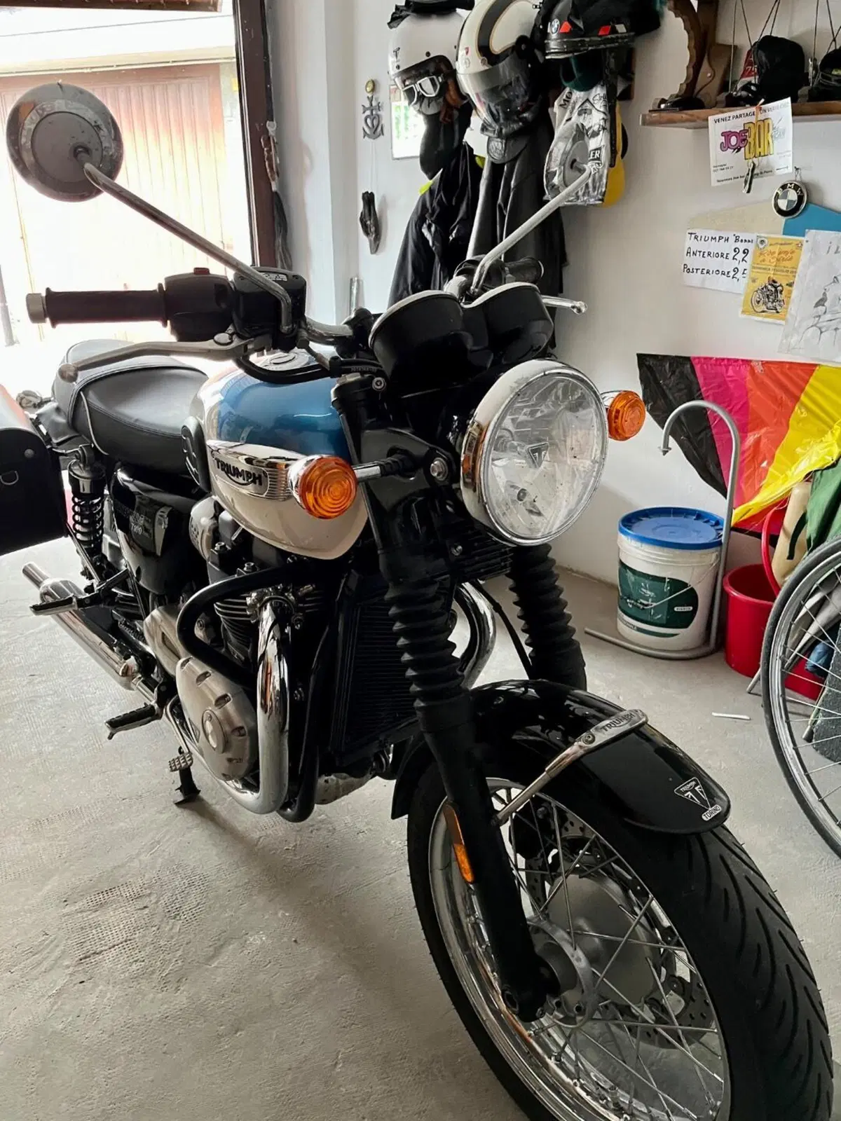 Triumph Bonneville T100 (2021 - 25)