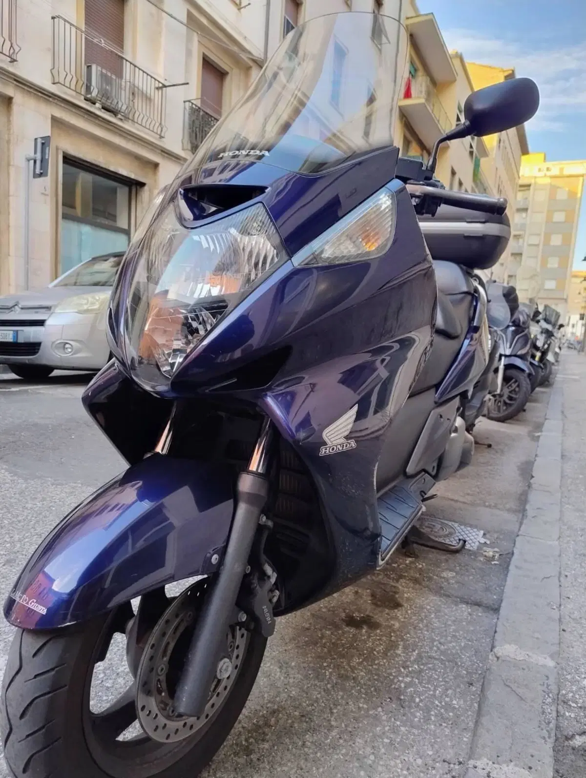 Honda Silver Wing 400 (2006 - 09) (2)
