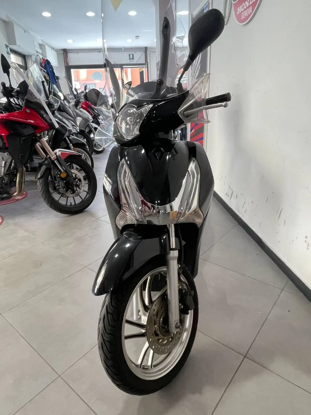 Honda SH 150i ABS (2013 - 16) (3)