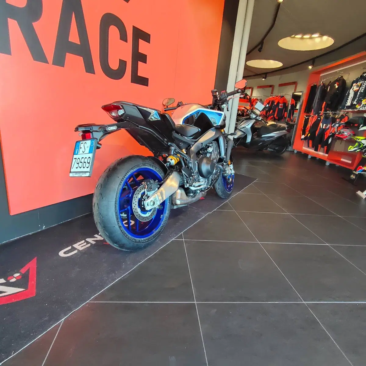 Yamaha MT-09 SP (2024 - 26) (5)