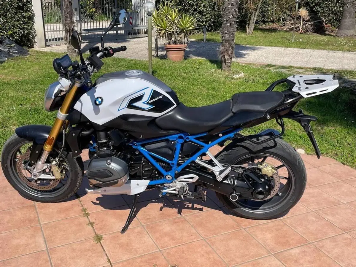 Bmw R 1200 R (2017 - 18) (2)