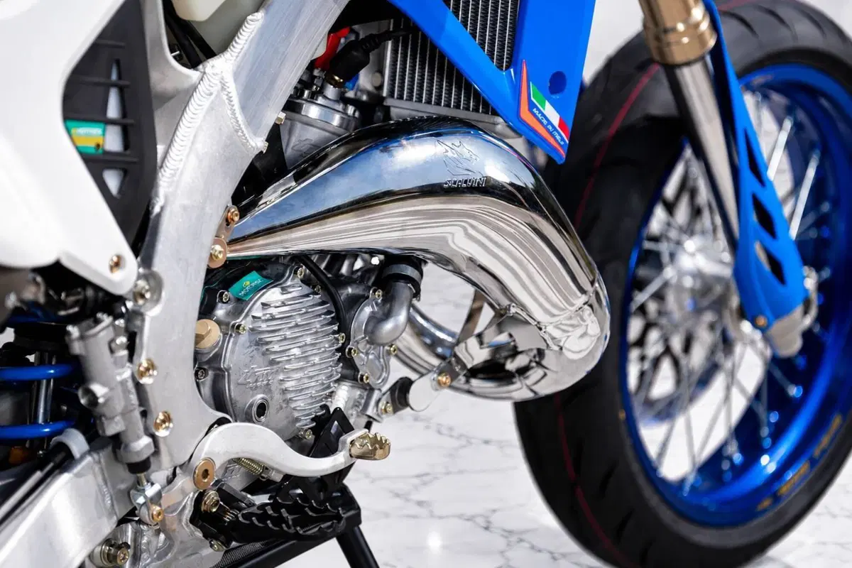 Tm Moto SMR 125 ES Fi 2T (2026) (6)
