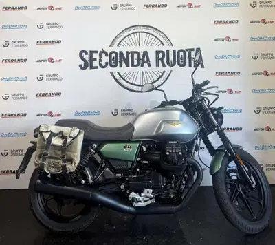 Moto Guzzi V7 Stone Centenario (2021 - 22) usata