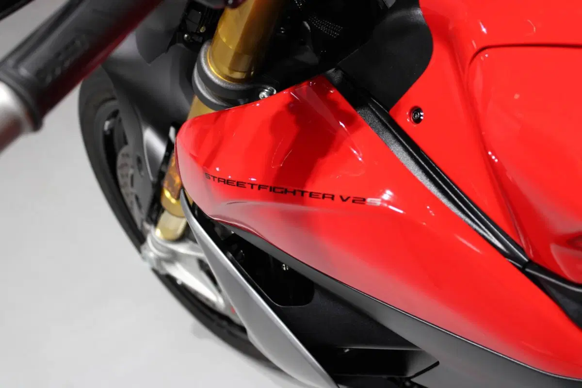 Ducati Streetfighter V2 S (2025 - 26) (7)