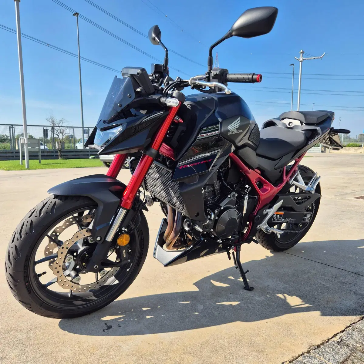 Honda CB 750 Hornet (2026) (4)