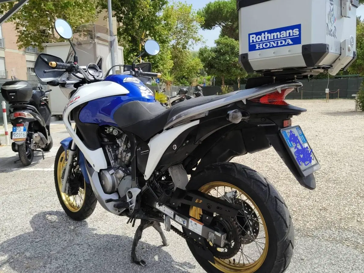 Honda Transalp XL 700 V ABS (2007 - 2013) (4)