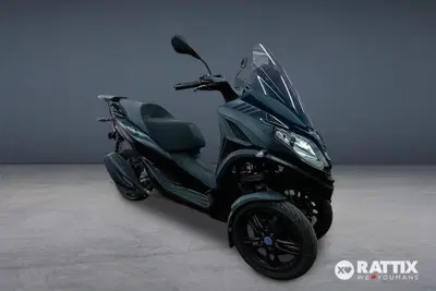 Piaggio MP3 300 ABS Hpe (2021 - 24) usata